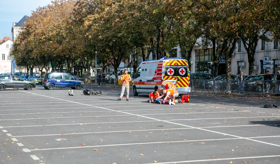 Demi journée de sensibilisation à la sécurité routière avec les élèves du Lycée Jean-Mermoz de Bourges